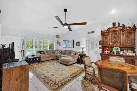 1935 SE 25th Avenue Fort Lauderdale FL 33316