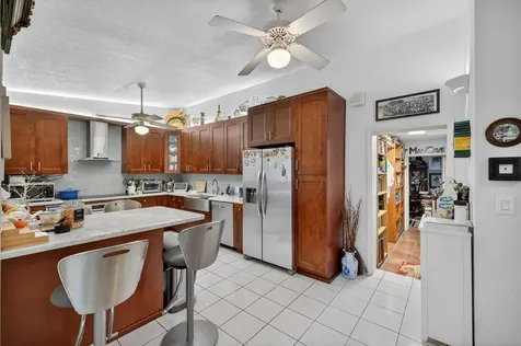1935 SE 25th Avenue Fort Lauderdale FL 33316