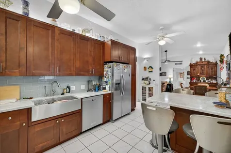 1935 SE 25th Avenue Fort Lauderdale FL 33316