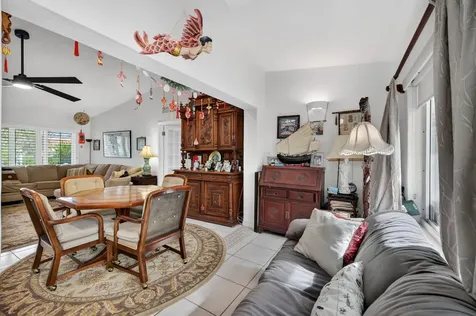 1935 SE 25th Avenue Fort Lauderdale FL 33316