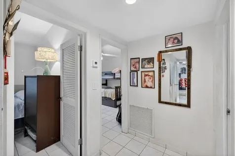 1935 SE 25th Avenue Fort Lauderdale FL 33316