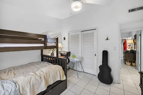 1935 SE 25th Avenue Fort Lauderdale FL 33316