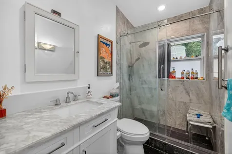 1935 SE 25th Avenue Fort Lauderdale FL 33316