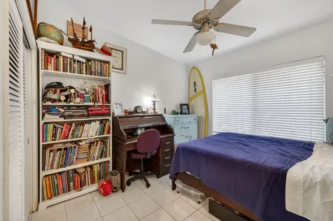 1935 SE 25th Avenue Fort Lauderdale FL 33316
