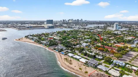 1935 SE 25th Avenue Fort Lauderdale FL 33316