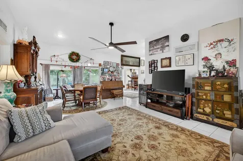 1935 SE 25th Avenue Fort Lauderdale FL 33316