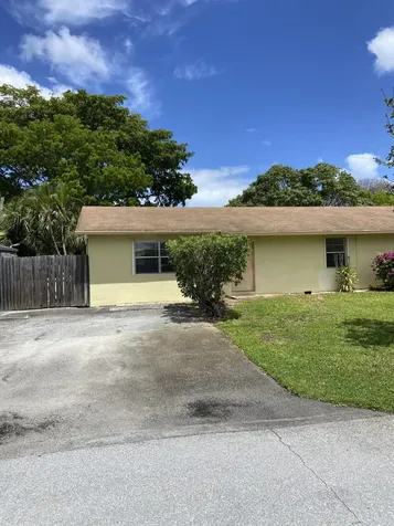 1104 NE 3rd Avenue Delray Beach FL 33444