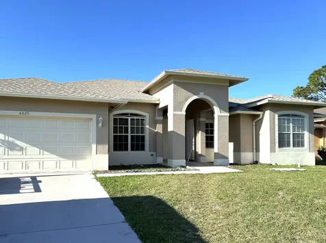 6025 NW Wolverine Road Port St Lucie FL 34986