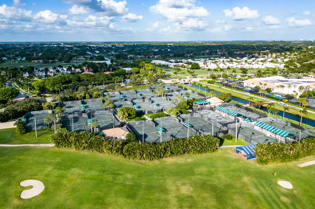 5106 Lake Catalina Drive Boca Raton FL 33496