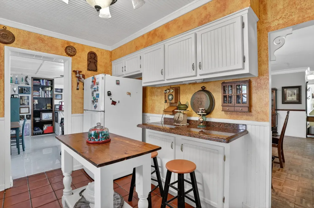 1931 NE 27th Street Lighthouse Point FL 33064