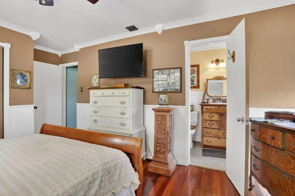 1931 NE 27th Street Lighthouse Point FL 33064