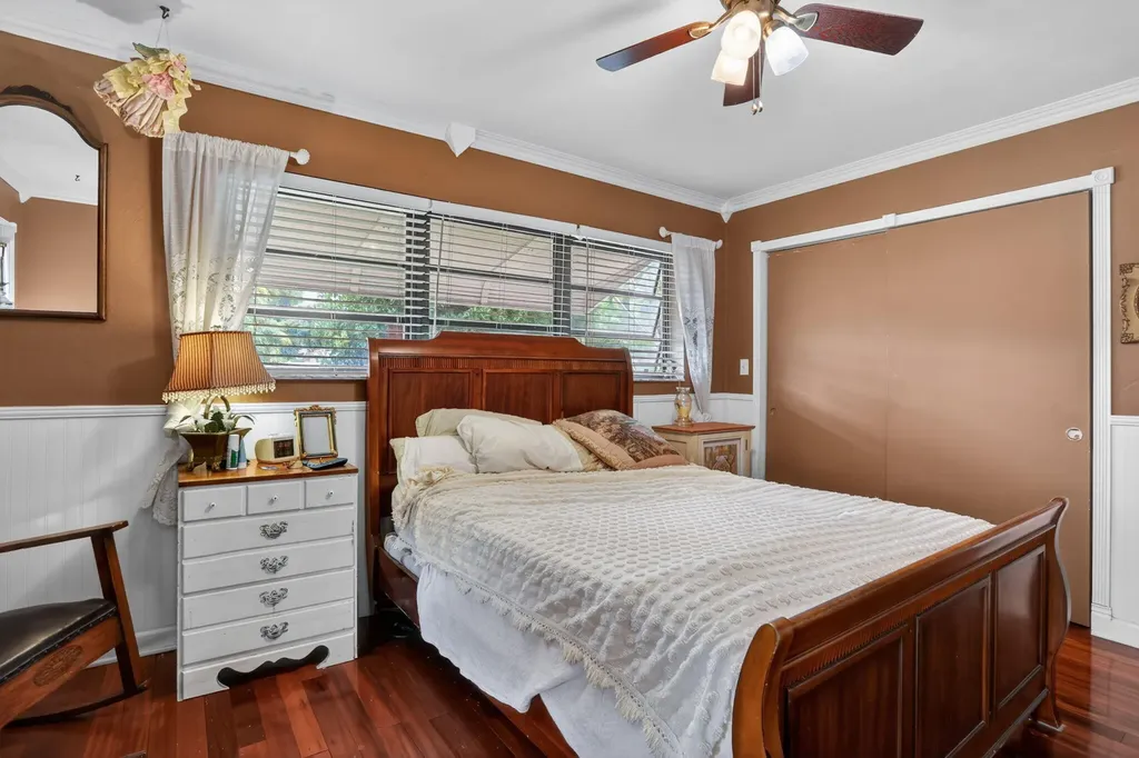 1931 NE 27th Street Lighthouse Point FL 33064