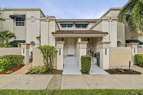 6553 Via Regina Boca Raton FL 33433
