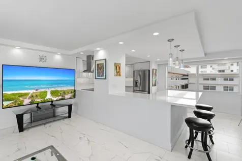 121 Golden Isle Drive Hallandale Beach FL 33009
