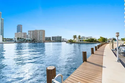 121 Golden Isle Drive Hallandale Beach FL 33009