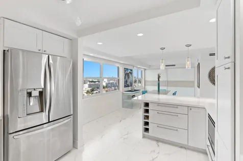121 Golden Isle Drive Hallandale Beach FL 33009