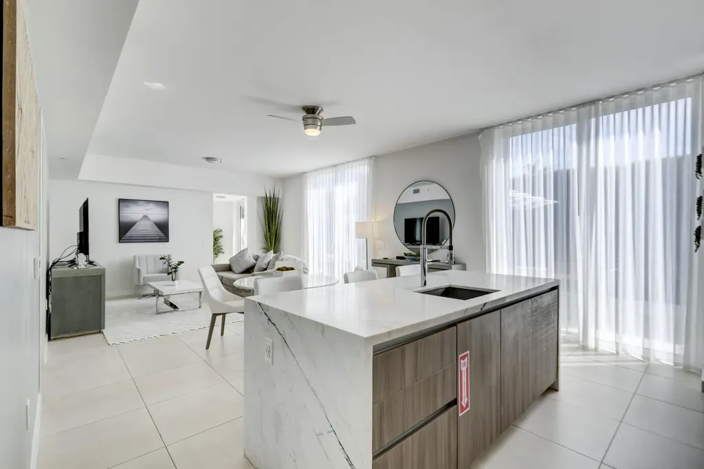 401 N Birch Road Fort Lauderdale FL 33304