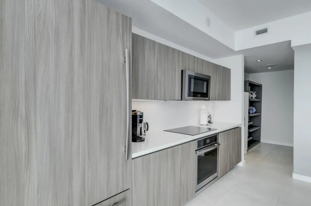 401 N Birch Road Fort Lauderdale FL 33304