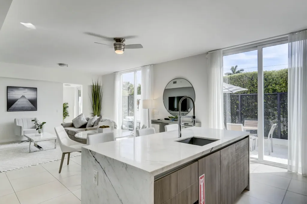 401 N Birch Road Fort Lauderdale FL 33304