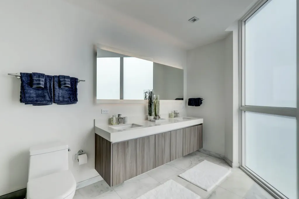 401 N Birch Road Fort Lauderdale FL 33304