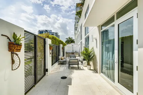 401 N Birch Road Fort Lauderdale FL 33304