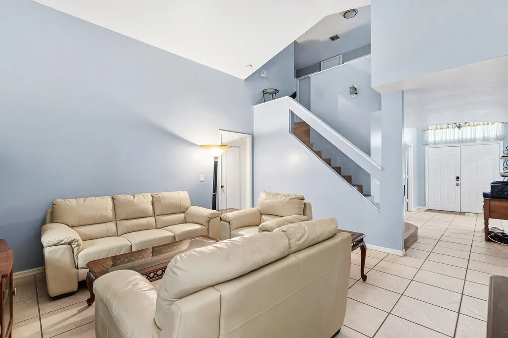 143 St Michaels Court Jupiter FL 33458