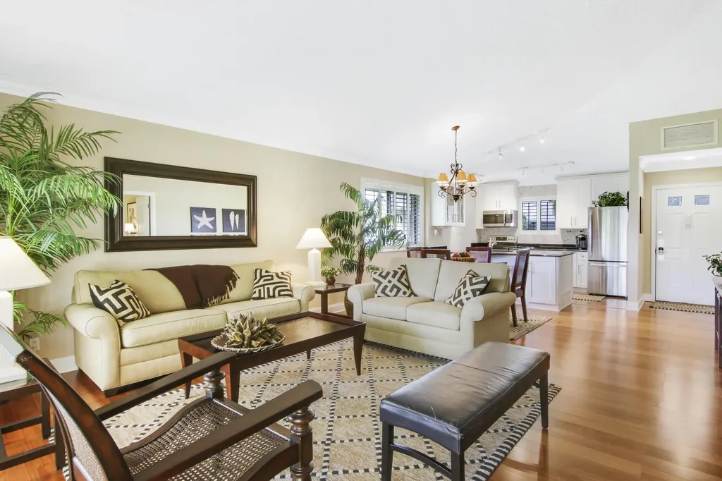 915 Club Drive Palm Beach Gardens FL 33418