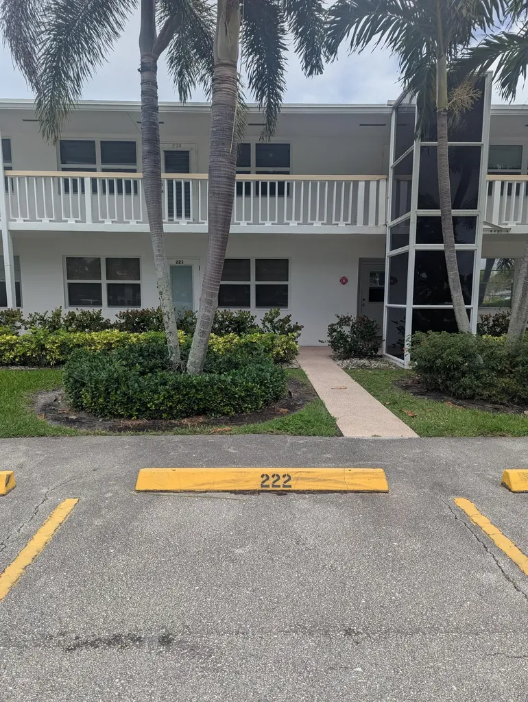 222 Somerset L West Palm Beach FL 33417