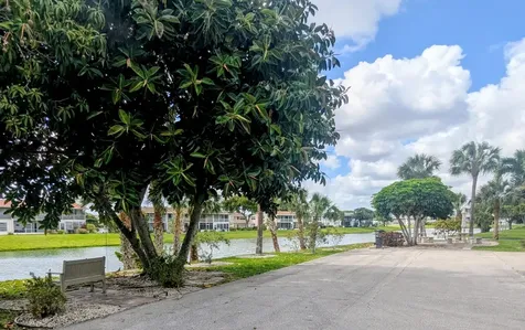 222 Somerset L West Palm Beach FL 33417