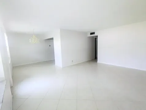 222 Somerset L West Palm Beach FL 33417