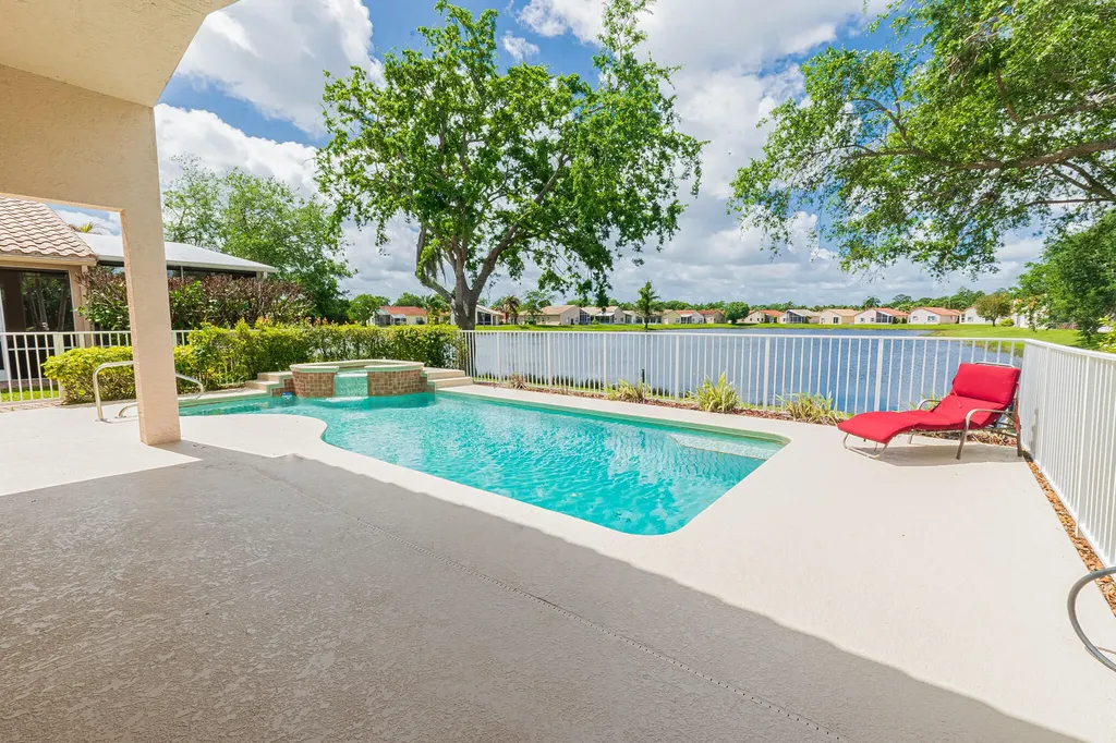 123 NW Lawton Road Port St Lucie FL 34986