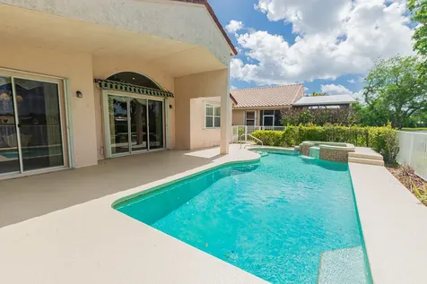 123 NW Lawton Road Port St Lucie FL 34986