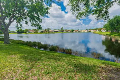 123 NW Lawton Road Port St Lucie FL 34986