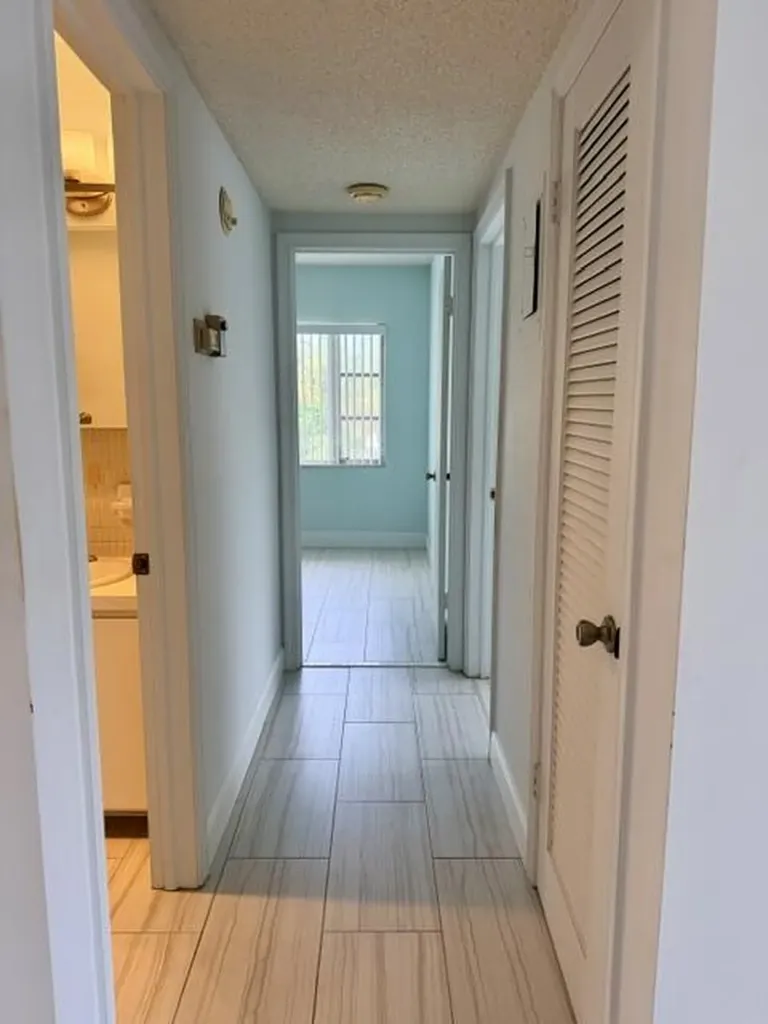 5820 NE 22nd Way Fort Lauderdale FL 33308