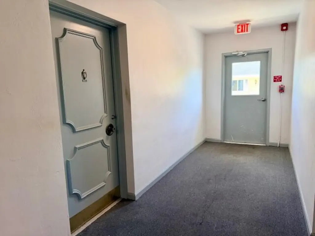 5820 NE 22nd Way Fort Lauderdale FL 33308