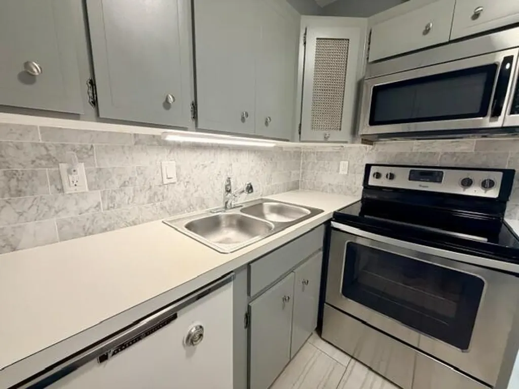 5820 NE 22nd Way Fort Lauderdale FL 33308