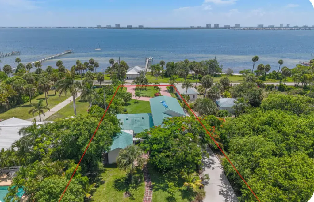 12417 S Indian River Drive Jensen Beach FL 34957