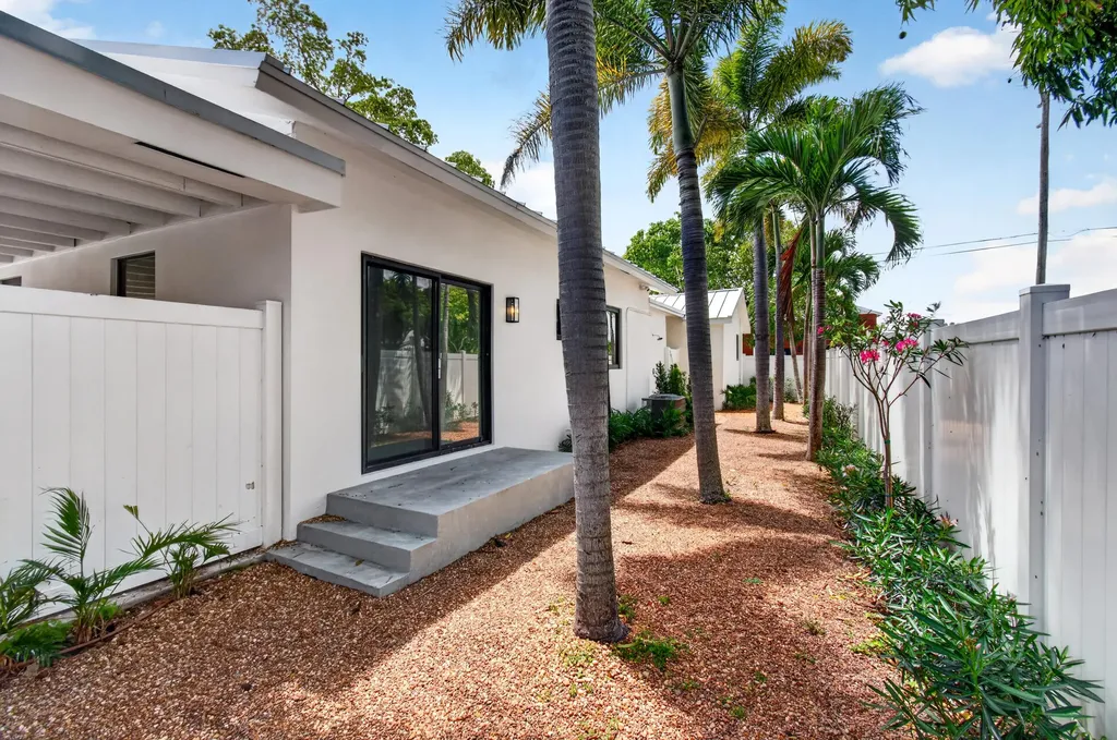 517 NW 1st Street Delray Beach FL 33444