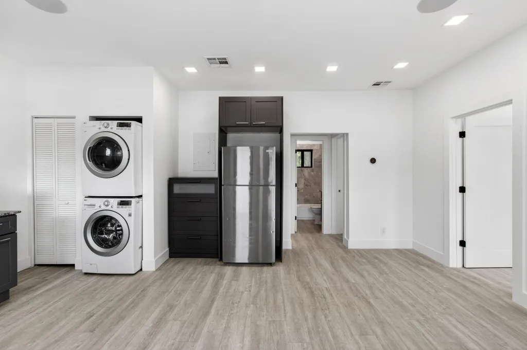 517 NW 1st Street Delray Beach FL 33444