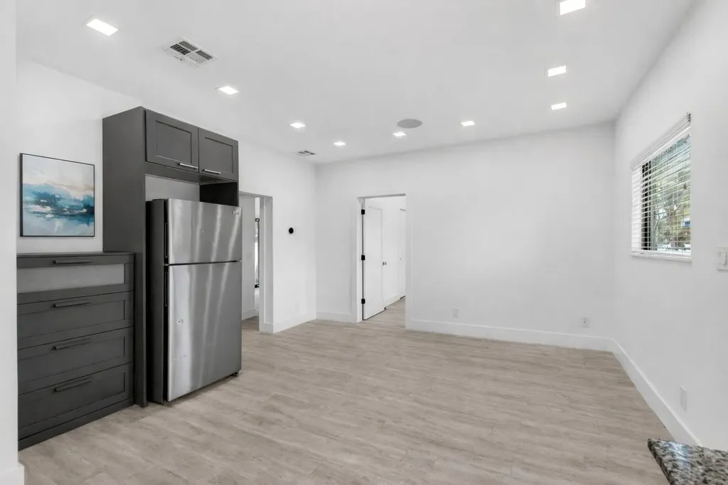 517 NW 1st Street Delray Beach FL 33444