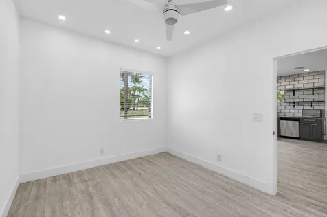 517 NW 1st Street Delray Beach FL 33444