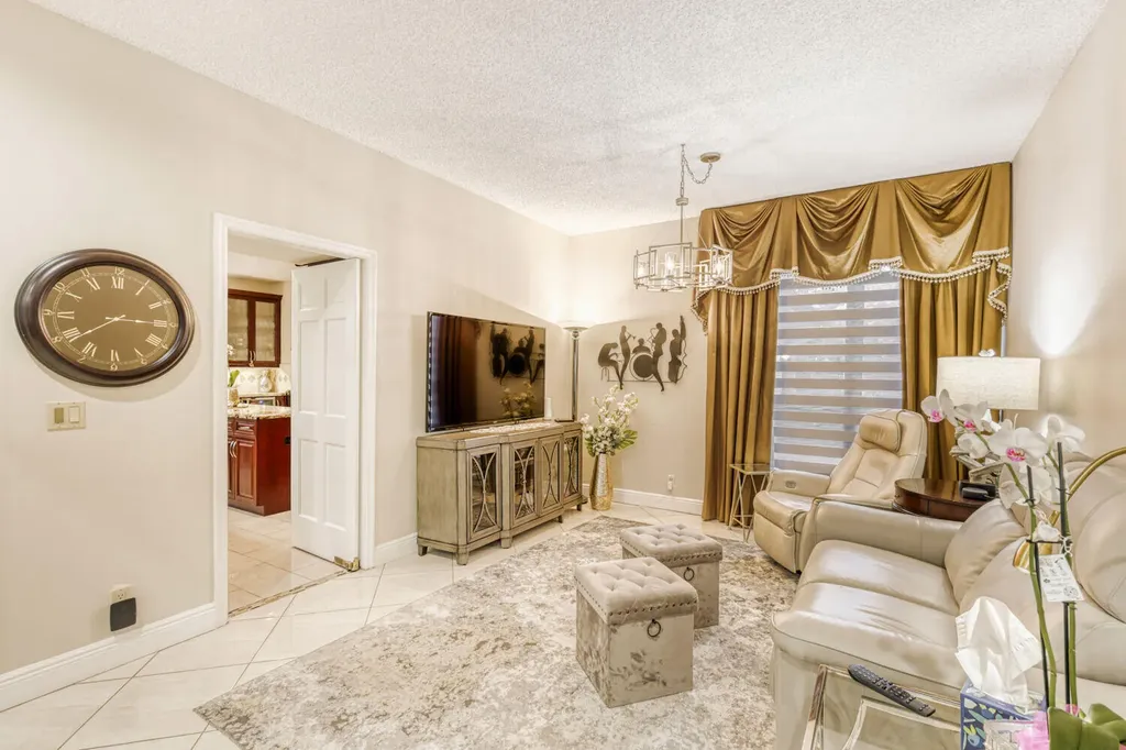 10273 St Andrews Road Boynton Beach FL 33436