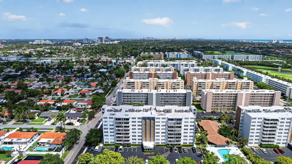 400 NE 12th Avenue Hallandale Beach FL 33009