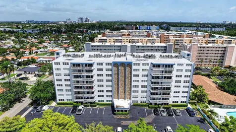 400 NE 12th Avenue Hallandale Beach FL 33009