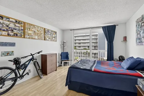 400 NE 12th Avenue Hallandale Beach FL 33009