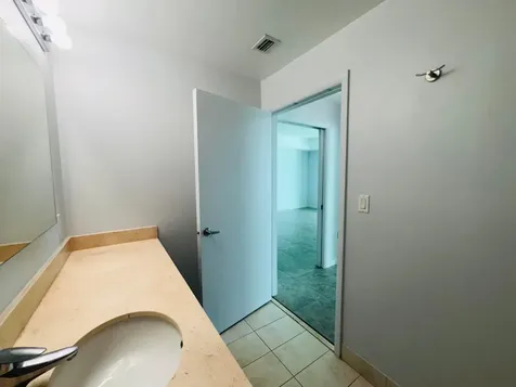 1900 N Bayshore Drive Miami FL 33132