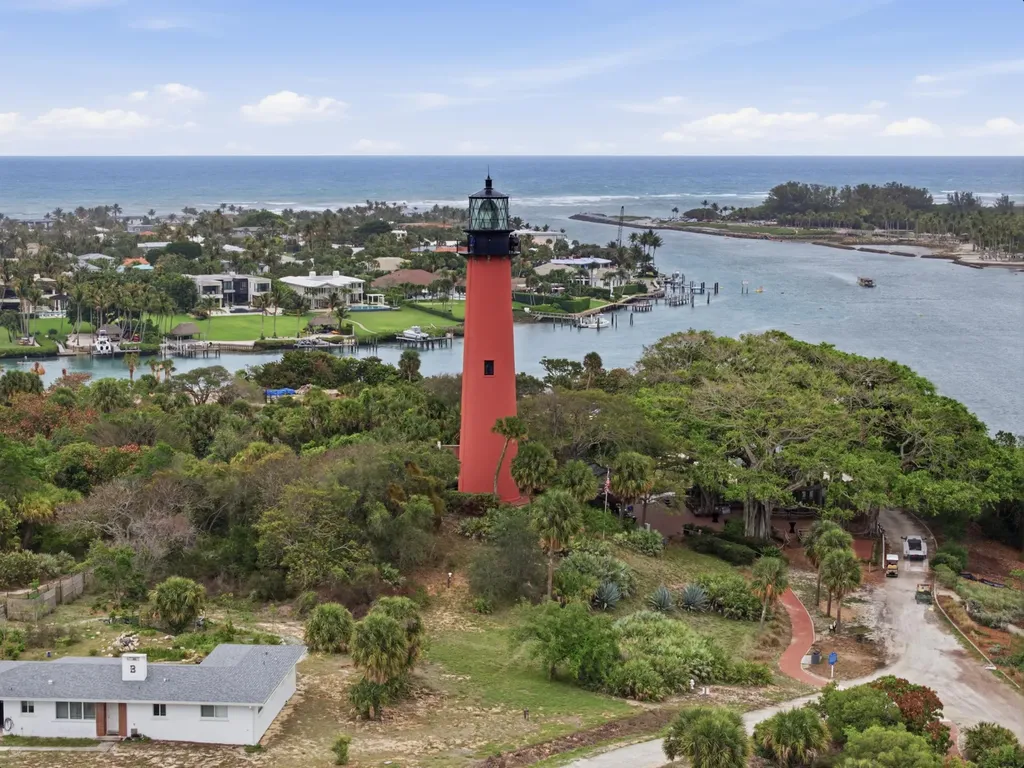 18546 Lake Bend Drive Jupiter FL 33458