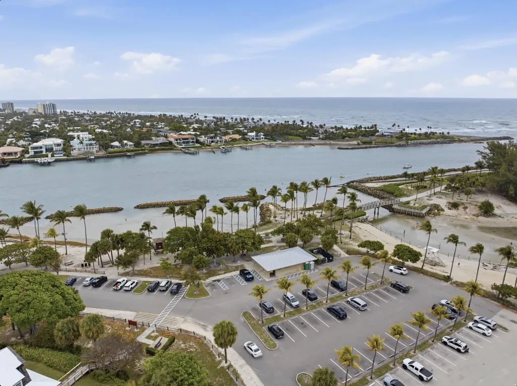 18546 Lake Bend Drive Jupiter FL 33458