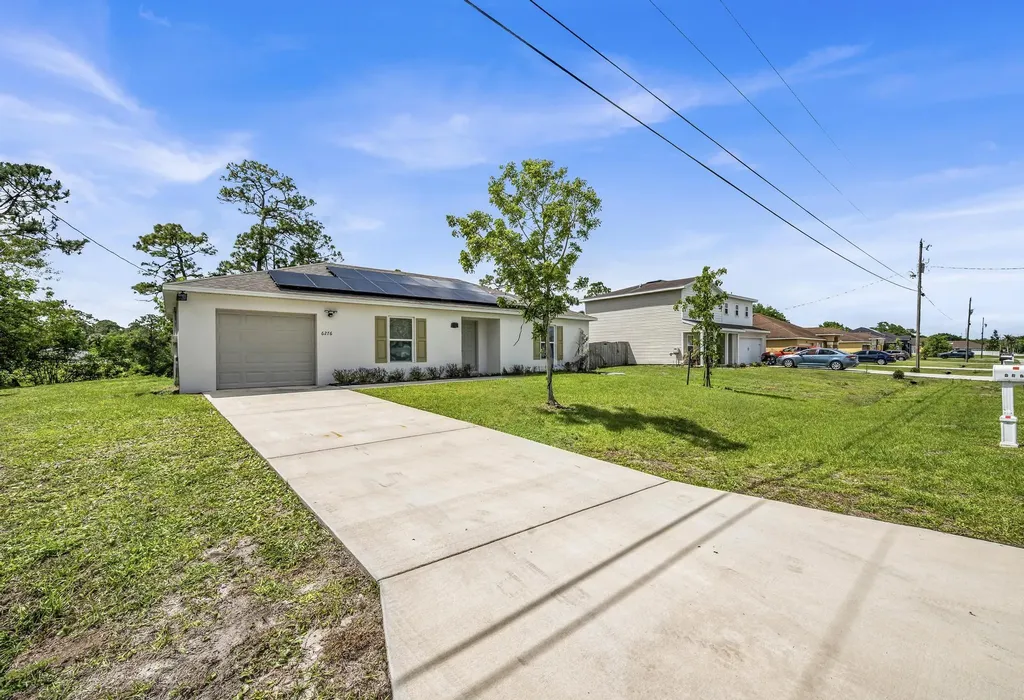 6276 NW Gisela Street Port St Lucie FL 34986
