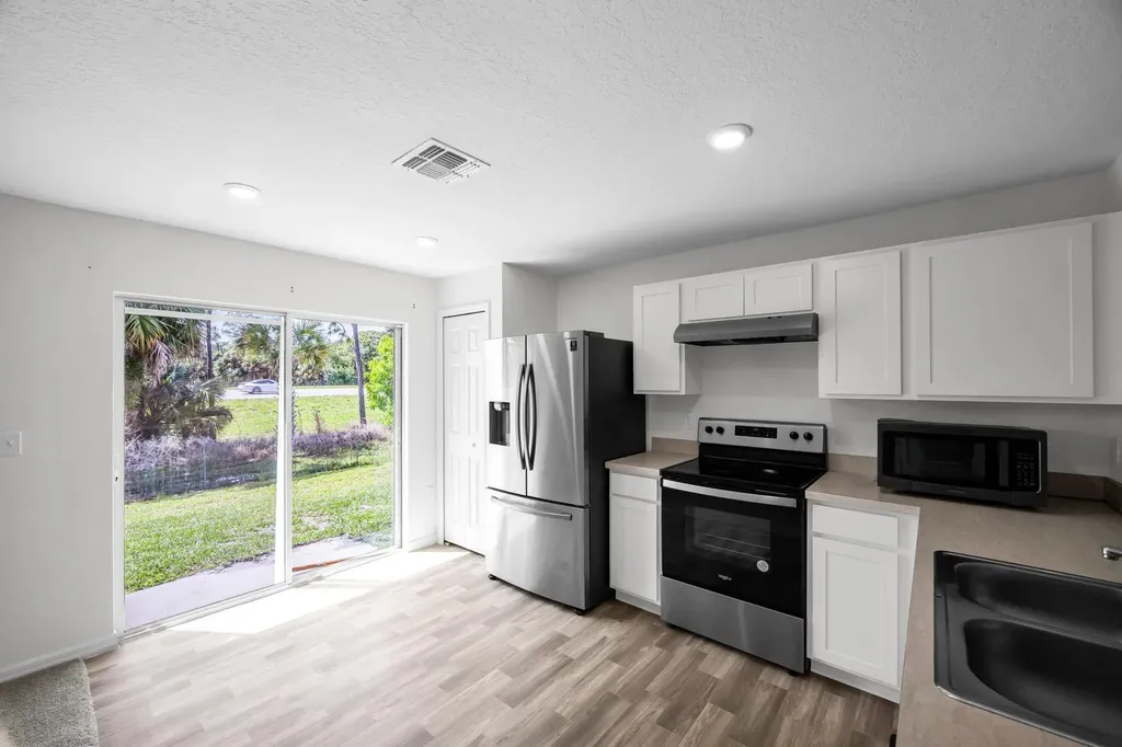 6276 NW Gisela Street Port St Lucie FL 34986
